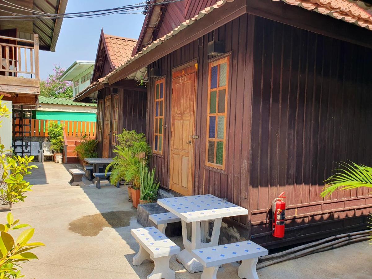 Ktt Resort And Motorbike & Bicycle For Rents 수코타이 외부 사진