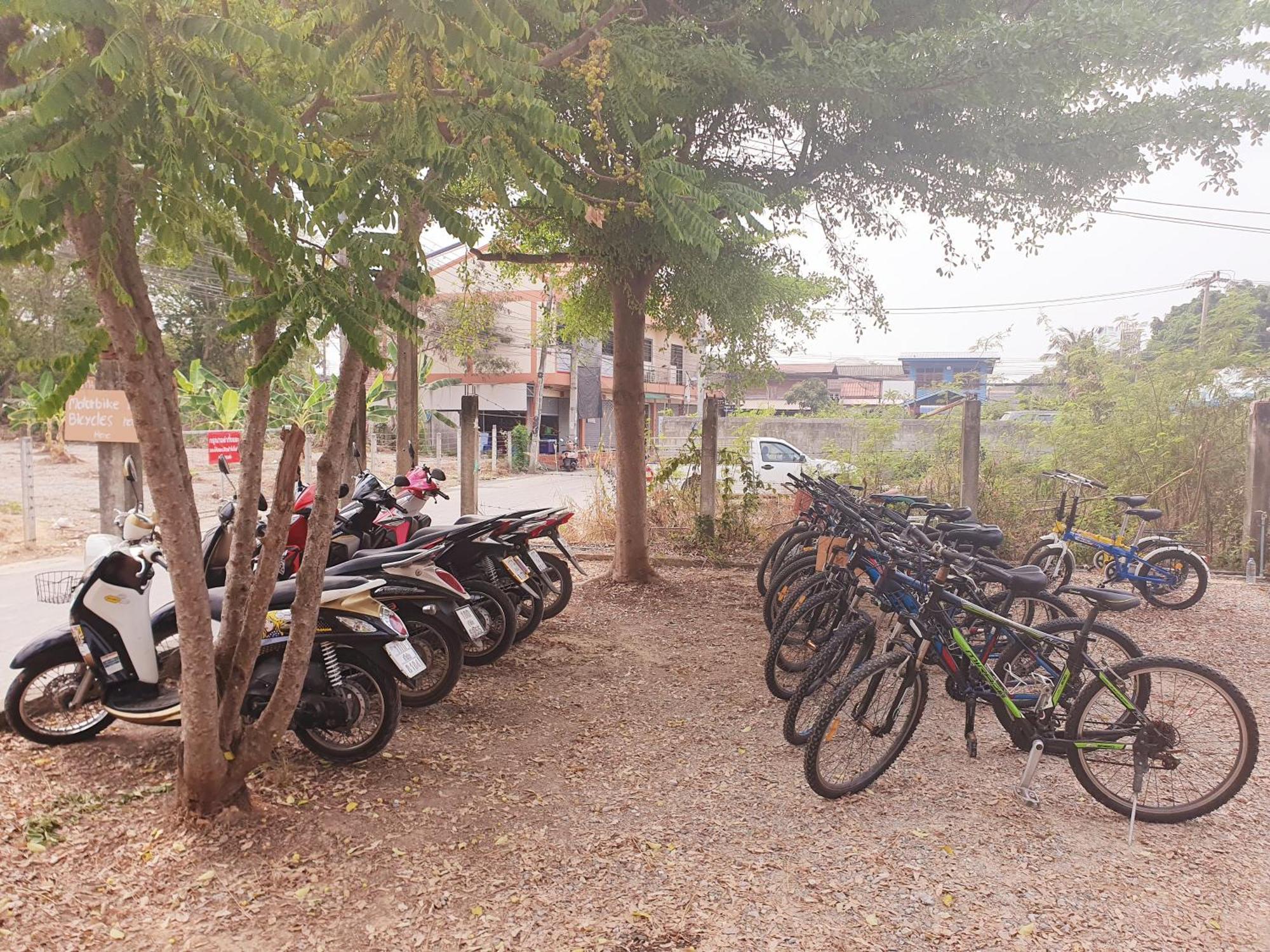 Ktt Resort And Motorbike & Bicycle For Rents 수코타이 외부 사진