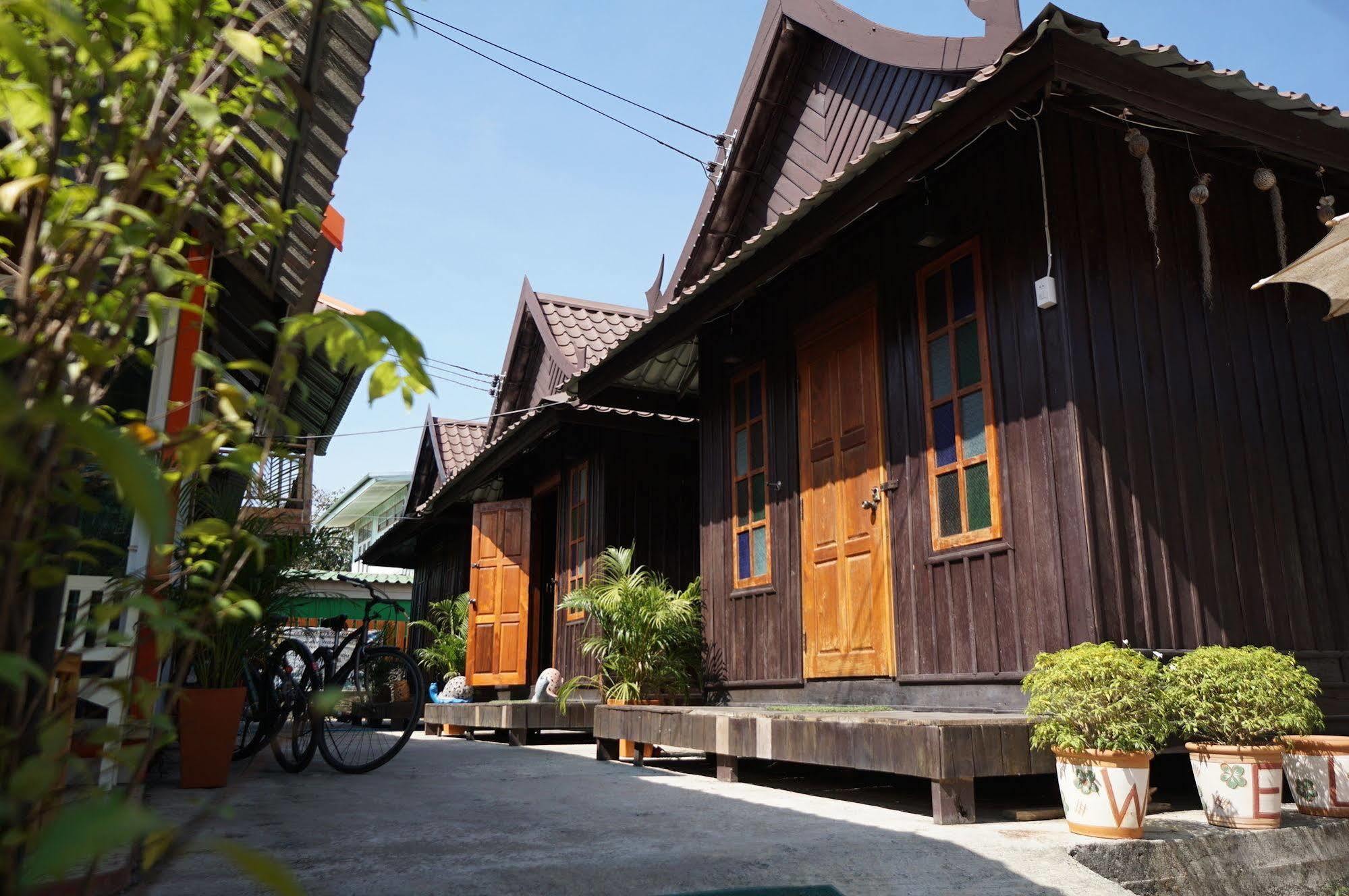 Ktt Resort And Motorbike & Bicycle For Rents 수코타이 외부 사진